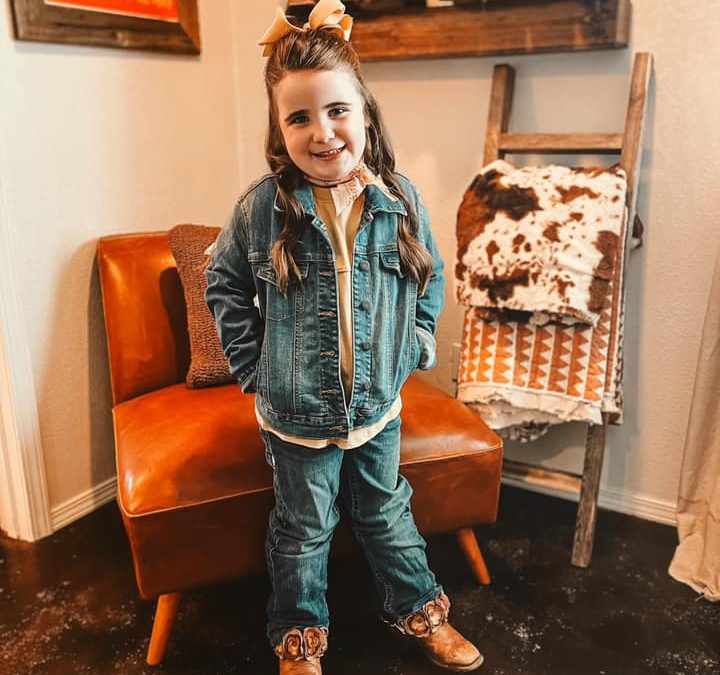 Simple Cowgirl Style With Scout